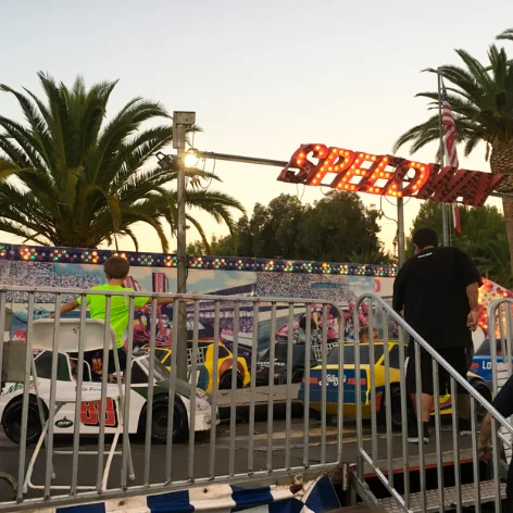Kiddie carnival ride